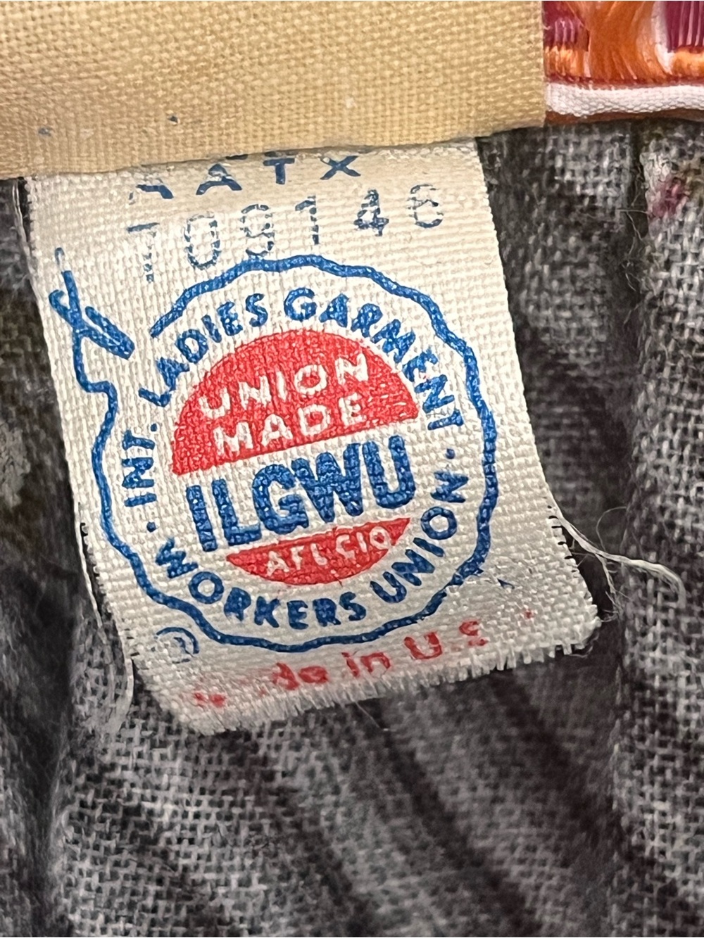Vintage Union made Gray Striped V-Neck Belted Dress - Picture 5 of 6